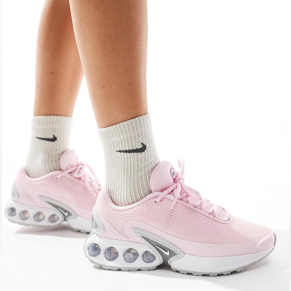 Nike Air Max Dn Big Kids' Shoes in Pink Foam Size 6.5y New - Picture 2 of 13